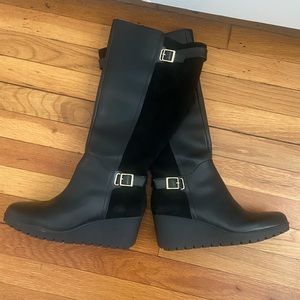 Giani Bernini Sannaa Leather Wedge Boots size 8. Extended  Calf